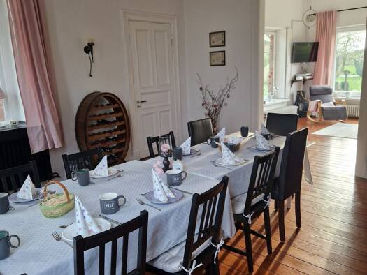 Haus zum Kauf 666.000 € 12 Zimmer 412 m² 4.357 m² Grundstück Steinhorst 23847