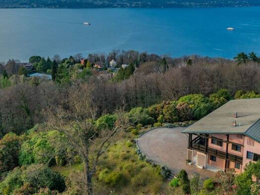 Haus zum Kauf 4.000.000 € 303 m² 6.000 m² Grundstück Laveno 21014