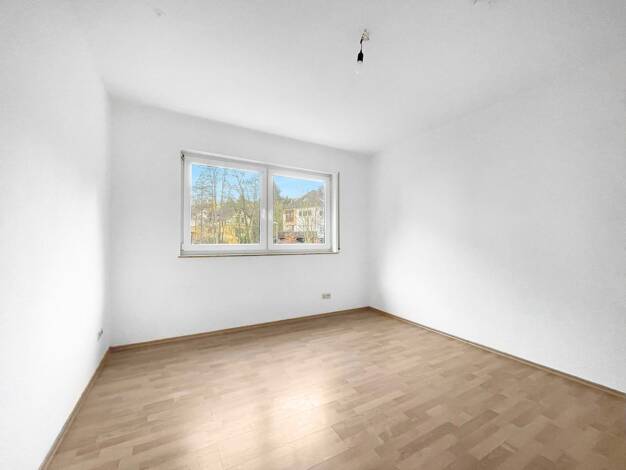 Wohnung zum Kauf 269.950 € 3 Zimmer 92 m² EG Vockenhausen Eppstein 65817
