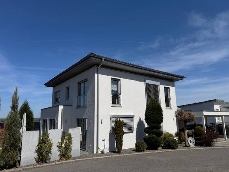 Einfamilienhaus zum Kauf 749.000 € 3 Zimmer 168 m² 475 m² Grundstück Sassanfahrt Hirschaid 96114