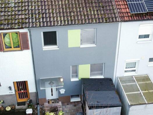 Reihenmittelhaus zum Kauf 419.000 € 4 Zimmer 109 m² 165 m² Grundstück Schwalbenweg 68 Weststadt Offenburg 77656