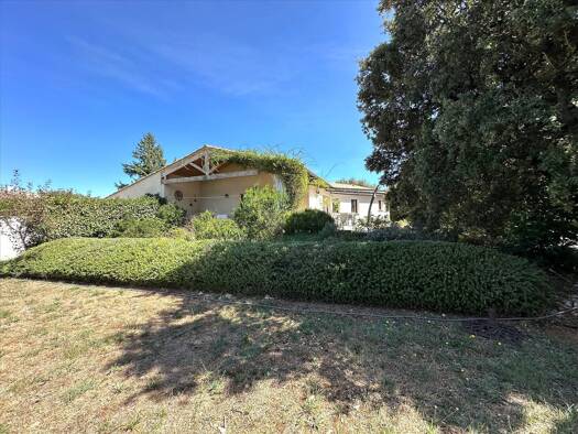 Haus zum Kauf 650.000 € 145 m² 2.400 m² Grundstück Centre Est Uzès 30700