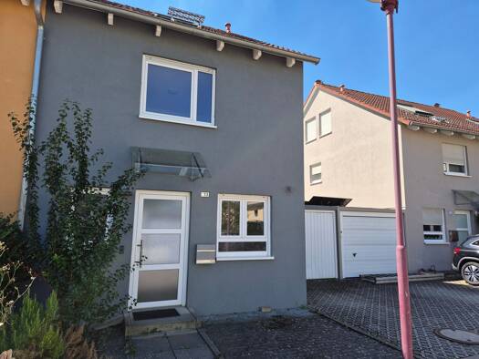 Doppelhaushälfte zum Kauf 419.000 € 5 Zimmer 133 m² 400 m² Grundstück frei ab sofort In den Baumgärten Essingen Essingen 76879