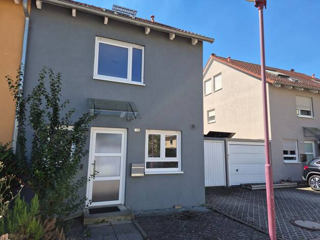 Doppelhaushälfte zum Kauf 419.000 € 5 Zimmer 133 m² 400 m² Grundstück frei ab sofort In den Baumgärten Essingen Essingen 76879