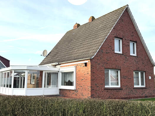 Einfamilienhaus zum Kauf 197.000 € 6 Zimmer 126,3 m² 832 m² Grundstück Hamswehrum Krummhörn / Hamswehrum 26736