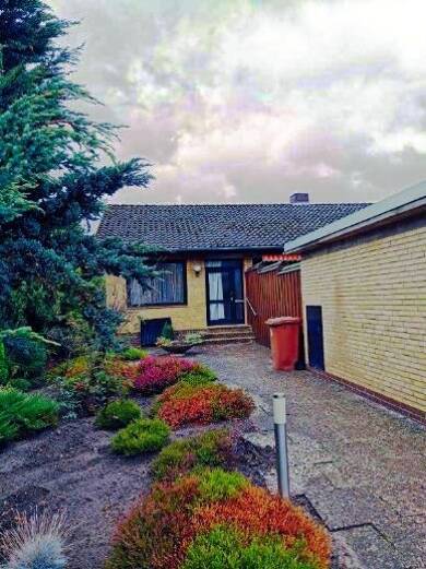 Bungalow zum Kauf provisionsfrei 505.000 € 6 Zimmer 176 m² 861 m² Grundstück frei ab sofort Häcklingen Lüneburg 21335