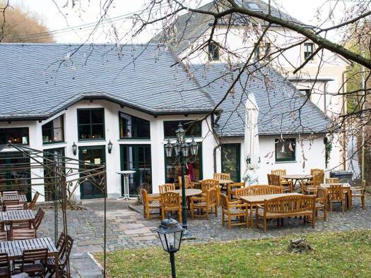 Hotel zum Kauf 745.000 € 20 Zimmer 8.500 m² Grundstück Arzbach 56337