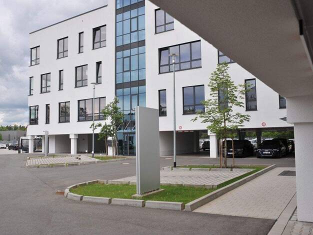 Bürofläche zur Miete - Erstbezug provisionsfrei 11,90 € 7 Zimmer 300 m² Bürofläche Thurn-und-Taxis-Straße Schafhof Nordöstliche Außenstadt 90411