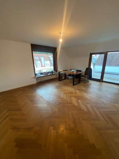 Wohnung zur Miete 1.300 € 4 Zimmer 116 m² 2. Geschoss frei ab sofort Günthersbühler Str Erlenstegen Nürnberg 90491