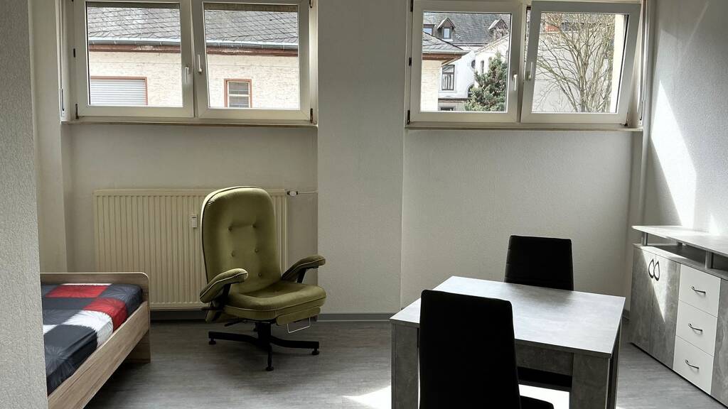 Studio zur Miete 500 € 1 Zimmer 30 m² 1. Geschoss Trier-Nord Trier 54292