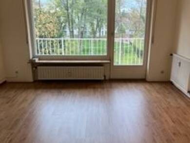 Wohnung zur Miete 650 € 3,5 Zimmer 75 m² Geschoss 1/3 frei ab 01.08.2025 Forchheim 91301