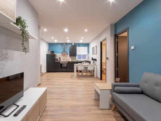 Wohnung zur Miete 700 € 2 Zimmer 80 m² 2. Geschoss frei ab sofort Mitte Bremerhaven 27568
