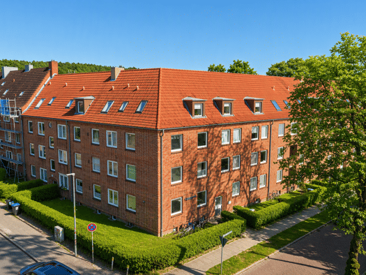 Mehrfamilienhaus zum Kauf als Kapitalanlage geeignet 2.975.000 € 1.508 m² 1.461 m² Grundstück teilbar ab 1.508 m² Geesthacht 21502