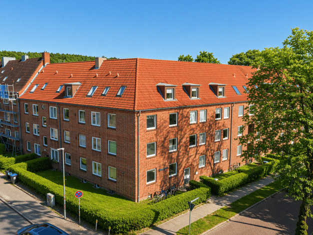 Mehrfamilienhaus zum Kauf als Kapitalanlage geeignet 2.975.000 € 1.508 m² 1.461 m² Grundstück teilbar ab 1.508 m² Geesthacht 21502