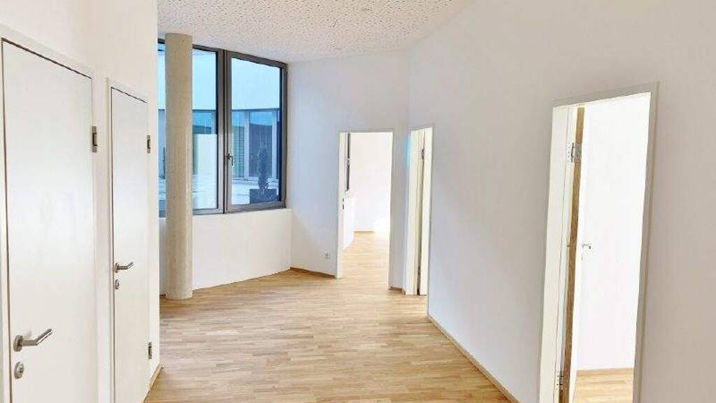 Büro zur Miete 2.500 € Kitzbühel 6370