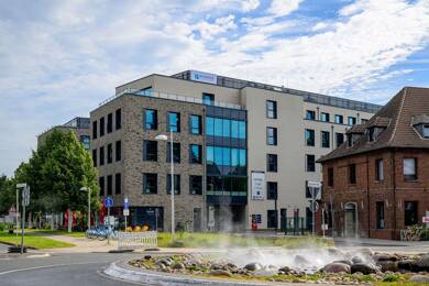 Bürofläche zur Miete provisionsfrei 1.390 € 33 m² Bürofläche Rheinpromenade Monheim Monheim am Rhein 40789