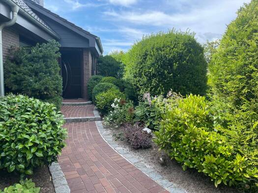 Wohnung zur Miete 980 € 2 Zimmer 90 m² frei ab sofort Bordesholm 24582