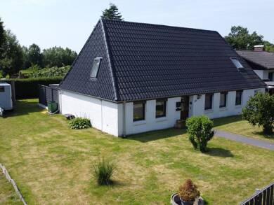 Haus zum Kauf 229.000 € 93,9 m² 901 m² Grundstück frei ab sofort Oster-Ohrstedt 25885