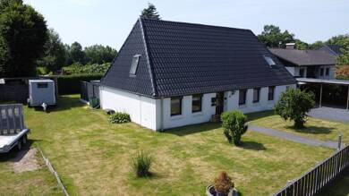 Haus zum Kauf 229.000 € 93,9 m² 901 m² Grundstück frei ab sofort Oster-Ohrstedt 25885