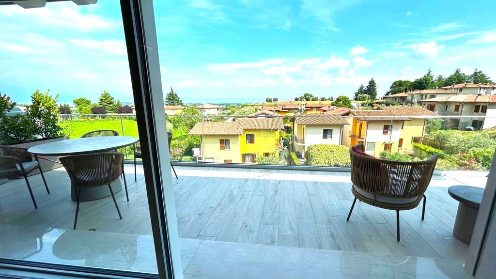 Doppelhaushälfte zum Kauf - Erstbezug als Kapitalanlage geeignet 1.250.000 € 4,5 Zimmer 240 m² 600 m² Grundstück Polpenazze del Garda 25080