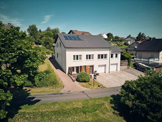 Einfamilienhaus zum Kauf 359.000 € 8 Zimmer 189 m² 1.076 m² Grundstück frei ab sofort Feuerscheid Feuerscheid 54597