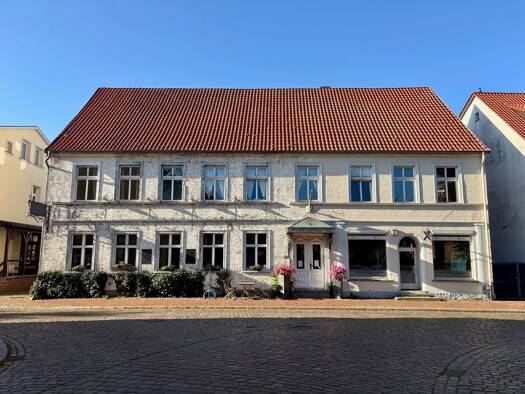 Haus zum Kauf 1.460.000 € frei ab 16.11.2026 Markt 12 Usedom Usedom 17406