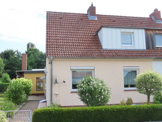 Doppelhaushälfte zum Kauf 198.000 € 5 Zimmer 173 m² 724 m² Grundstück Hitzacker 29456