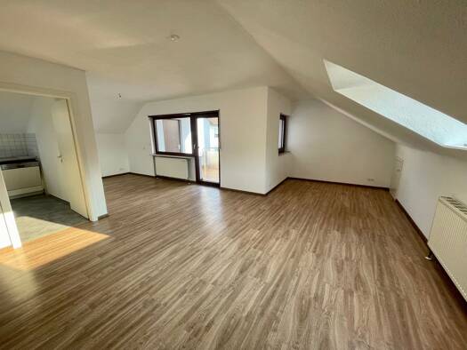 Wohnung zur Miete 1.250 € 3 Zimmer 93 m² Geschoss 1/1 frei ab sofort Schriesheim Schriesheim 69198