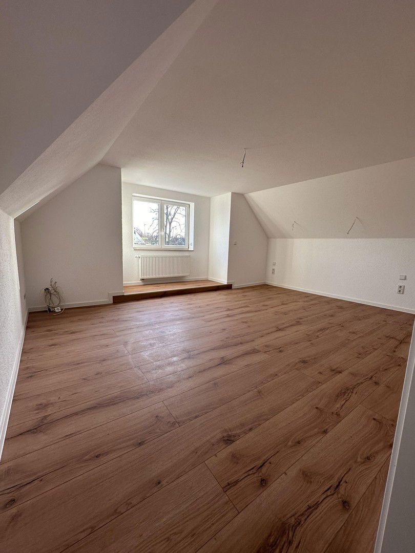 Wohnung zur Miete 600 € 3 Zimmer 81,6 m²<br/>Wohnfläche 2.<br/>Geschoss Chemnitzer Straße 75 Röhrsdorf 960 Chemnitz 09247