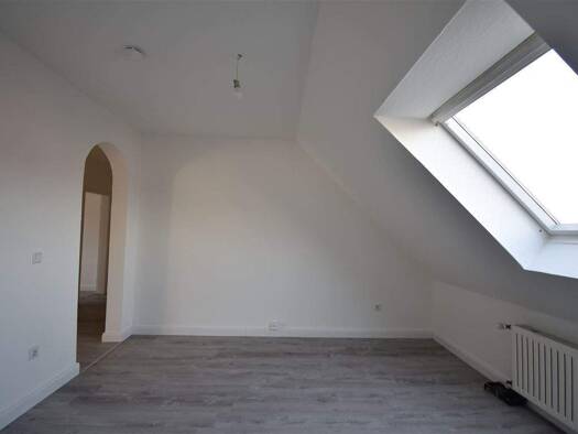 Wohnung zur Miete 445 € 2 Zimmer 55 m² 3. Geschoss frei ab sofort Marktplatz 18 Beeck Duisburg 47139