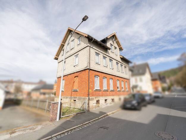 Mehrfamilienhaus zum Kauf 118.000 € 13 Zimmer 228 m² 242 m² Grundstück Eckardtstraße 4 Neustadt Neustadt bei Coburg 96465
