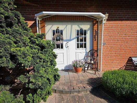 Einfamilienhaus zum Kauf 359.000 € 5 Zimmer 126 m² 1.233 m² Grundstück Butzow 17392