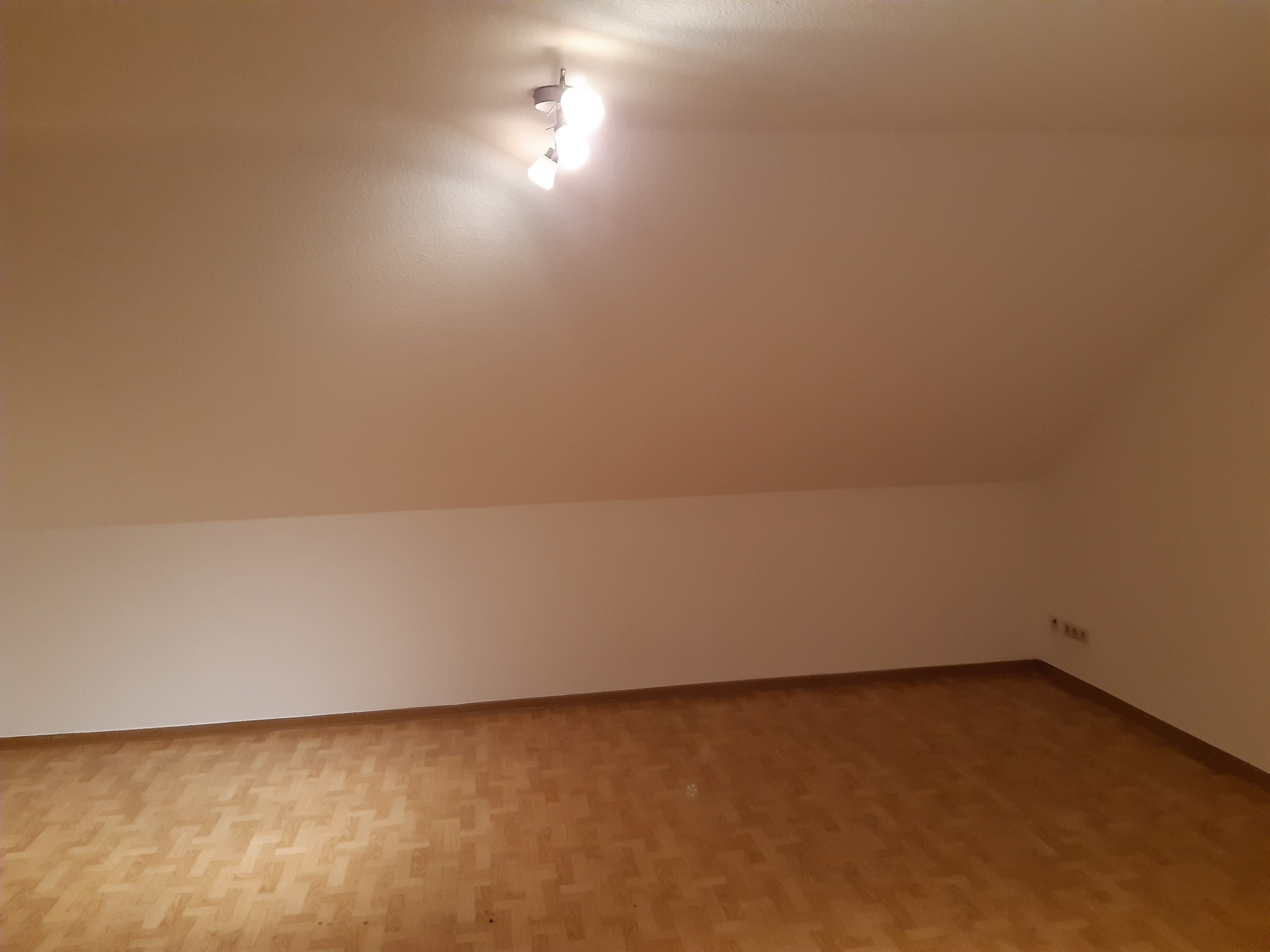 Wohnung zur Miete 640 € 4 Zimmer 90 m²<br/>Wohnfläche 2.<br/>Geschoss ab sofort<br/>Verfügbarkeit Steinrausch Saarlouis 66740