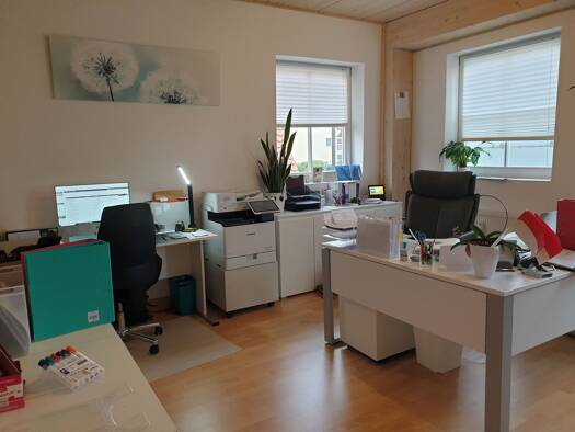 Büro zur Miete provisionsfrei 700 € 2 Zimmer 55 m² Bürofläche Rückersdorf Rückersdorf 90607