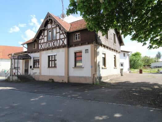 Einfamilienhaus zum Kauf 150.000 € 7 Zimmer 120 m² 1.379 m² Grundstück frei ab sofort Frohnstetten Stetten 72510
