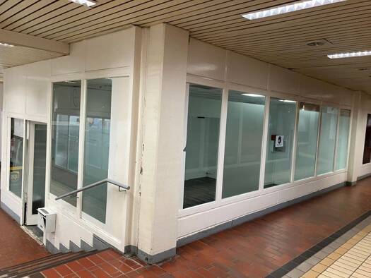 Laden zur Miete provisionsfrei 332 € 1 Zimmer 44,3 m² Verkaufsfläche Bergstraße 3 Reinbek Reinbek 21465