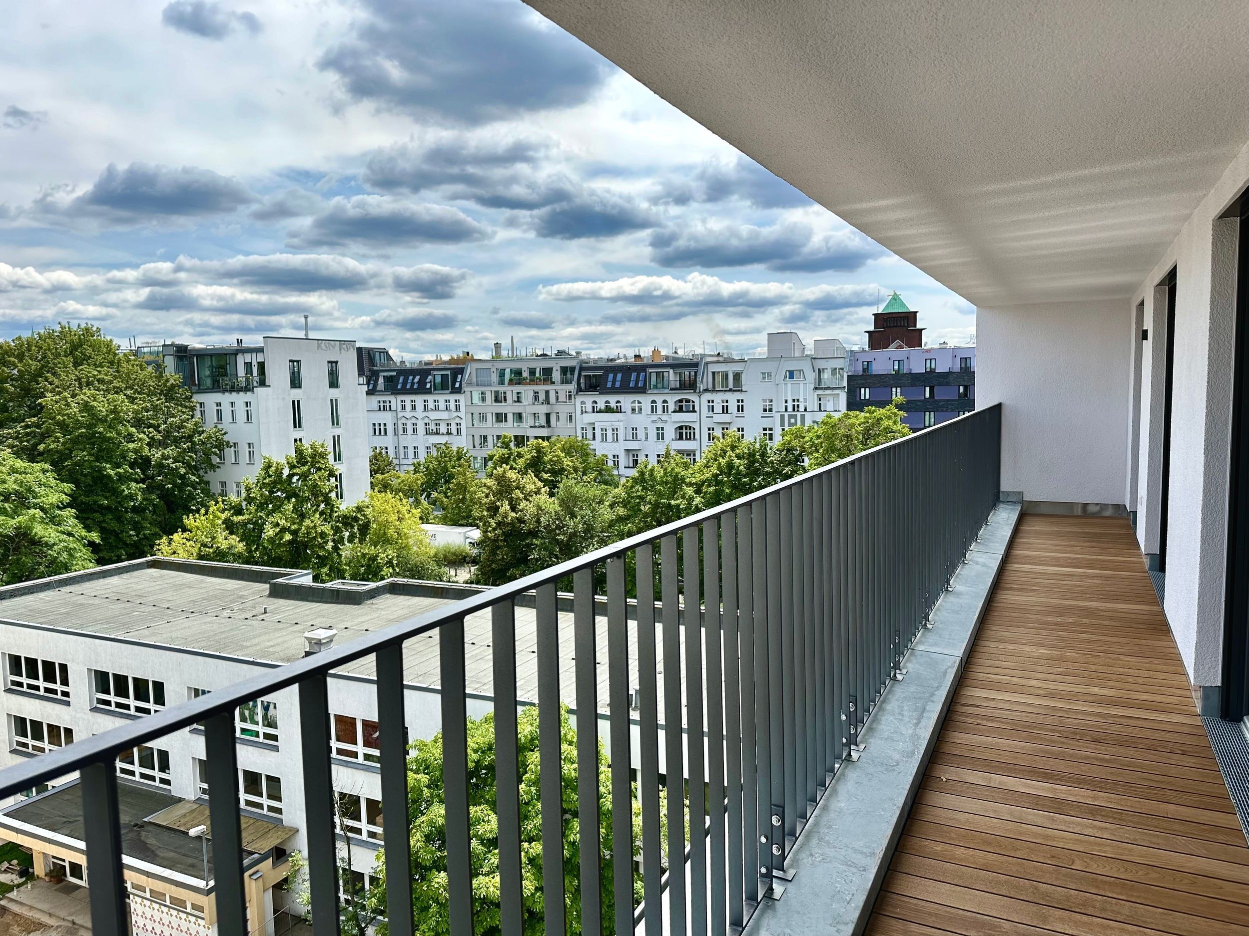 Wohnung zur Miete 2.950 € 4 Zimmer 108,8 m²<br/>Wohnfläche 6.<br/>Geschoss ab sofort<br/>Verfügbarkeit Driesener Straße 8B Prenzlauer Berg Berlin 10439