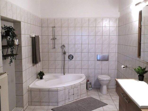 Wohnung zum Kauf provisionsfrei 239.000 € 3,5 Zimmer 102 m² EG Berlinerstr. 33a Bad Münster-Ebernburg Bad Kreuznach / Bad Münster 55583
