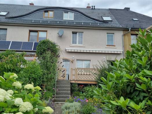 Einfamilienhaus zum Kauf 195.000 € 4 Zimmer 148,9 m² 278 m² Grundstück frei ab sofort Dammweg 12 Hohenstein-Ernstthal Hohenstein-Ernstthal 09337