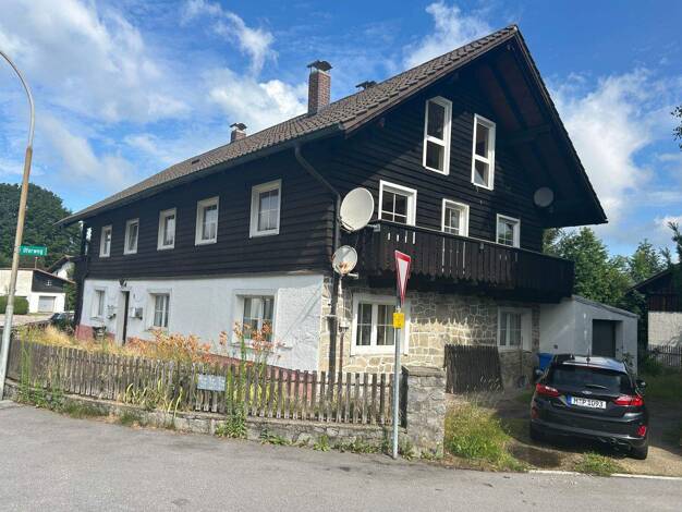 Mehrfamilienhaus zum Kauf 198.000 € 11 Zimmer 280 m² 1.076 m² Grundstück Zwiesel 94227