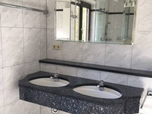 Wohnung zur Miete 1.280 € 3 Zimmer 99 m² 1. Geschoss frei ab sofort In den Hofmatten 17 Liel Schliengen 79418