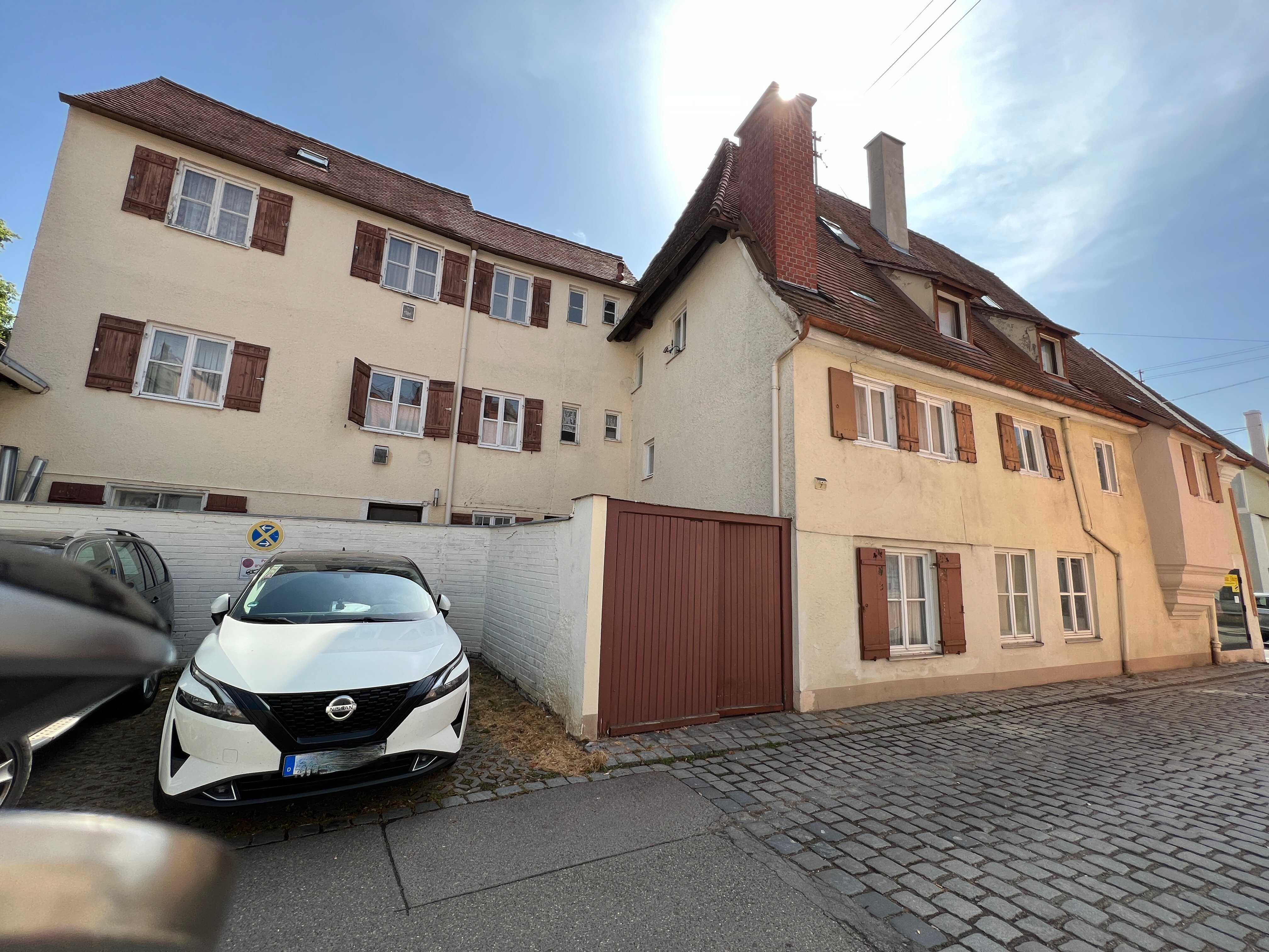 Mehrfamilienhaus zum Kauf 690.000 € 285 m²<br/>Wohnfläche 260 m²<br/>Grundstück Nördlingen Nördlingen 86720