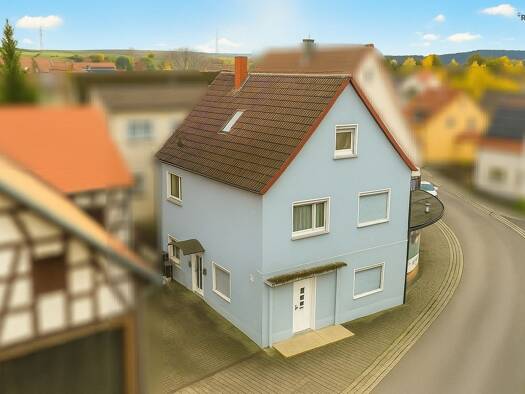 Haus zum Kauf 199.000 € 8 Zimmer 160 m² 170 m² Grundstück Redwitz Redwitz an der Rodach 96257