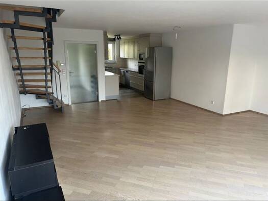 Terrassenwohnung zur Miete 1.900 € 4 Zimmer 125 m² Geschoss EG/3 frei ab 01.10.2026 Ost Sindelfingen 71065