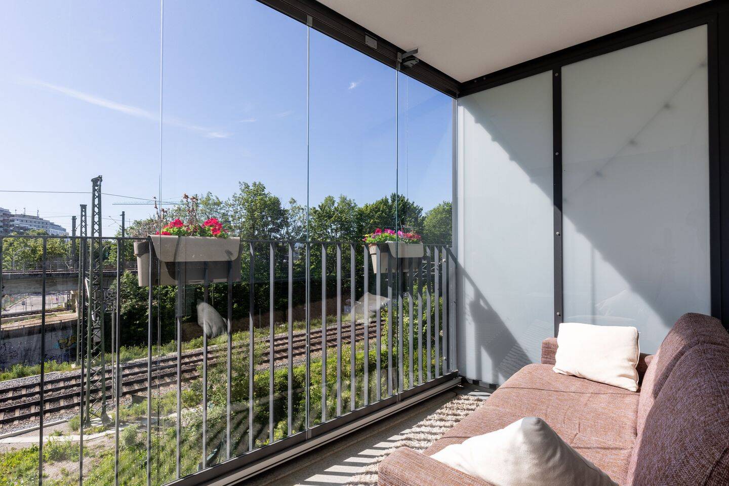 Property thumbnail 11