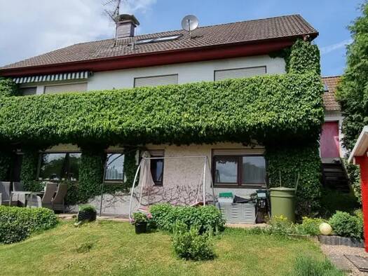 Einfamilienhaus zur Miete 2.100 € 8 Zimmer 220 m² 603 m² Grundstück frei ab sofort Omersbach Geiselbach 63826