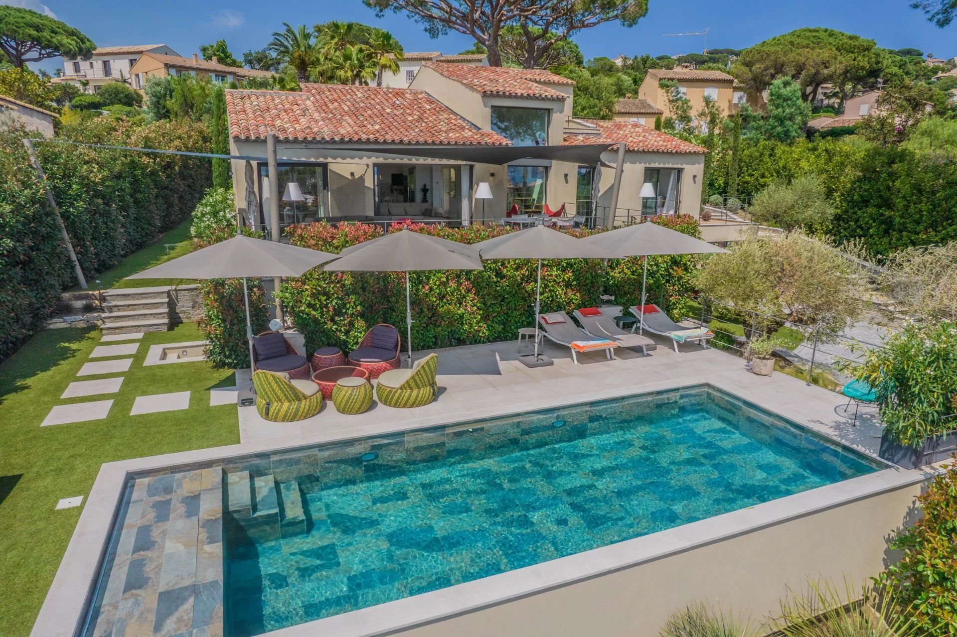 Villa zum Kauf provisionsfrei 3.490.000 € 7 Zimmer 250 m²<br/>Wohnfläche 1.240 m²<br/>Grundstück Ville-Les Saquedes-Le Bouillonnet Sainte-Maxime 83120