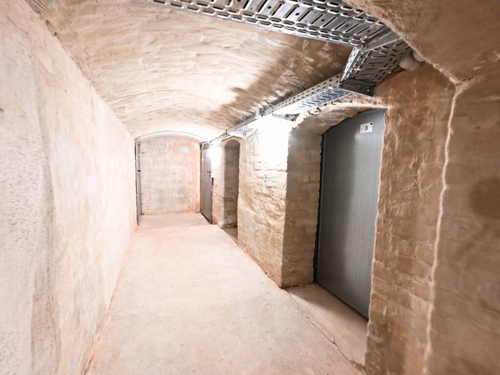 Property thumbnail 11