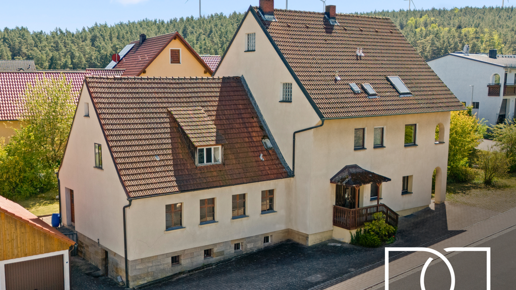 Mehrfamilienhaus zum Kauf 329.000 € 7 Zimmer 243,6 m² 1.095 m² Grundstück Seidwitz Creußen 95473