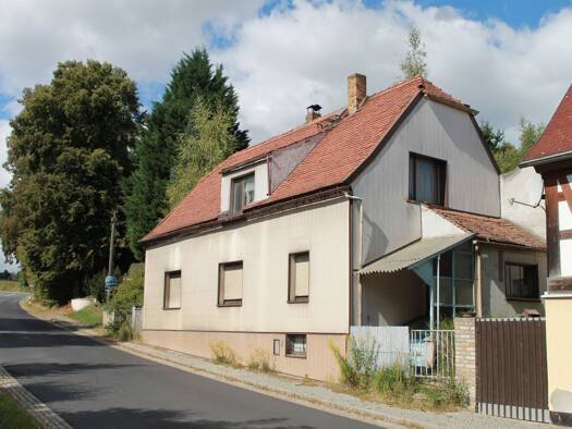 Haus zum Kauf 4.000 € 5 Zimmer 370 m² Grundstück Zittauer Straße 26 Bernstadt a. d. Eigen Bernstadt auf dem Eigen 02748